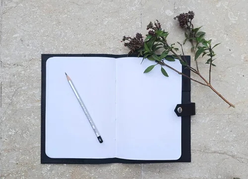 Refillable Vintage Leather Journal with Snap 8.3 x 5.8 inch